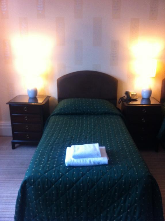 Lisdoonie Hotel Barrow-in-Furness Habitación foto