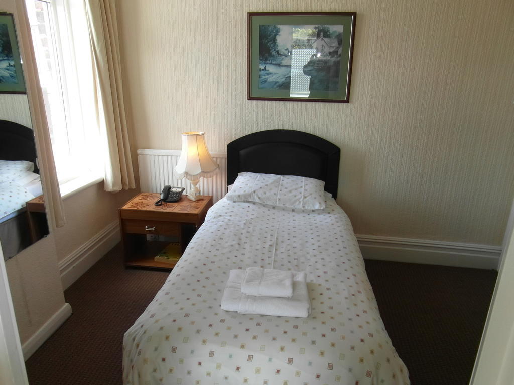 Lisdoonie Hotel Barrow-in-Furness Habitación foto