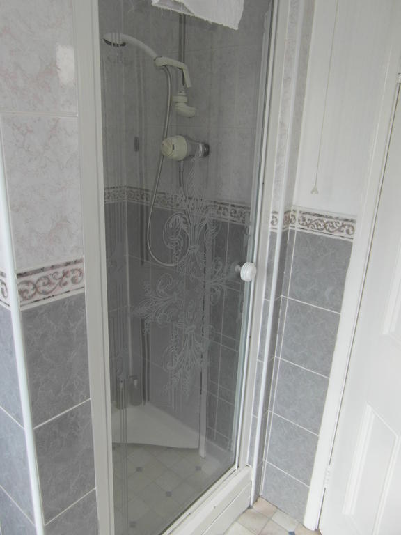 Lisdoonie Hotel Barrow-in-Furness Habitación foto