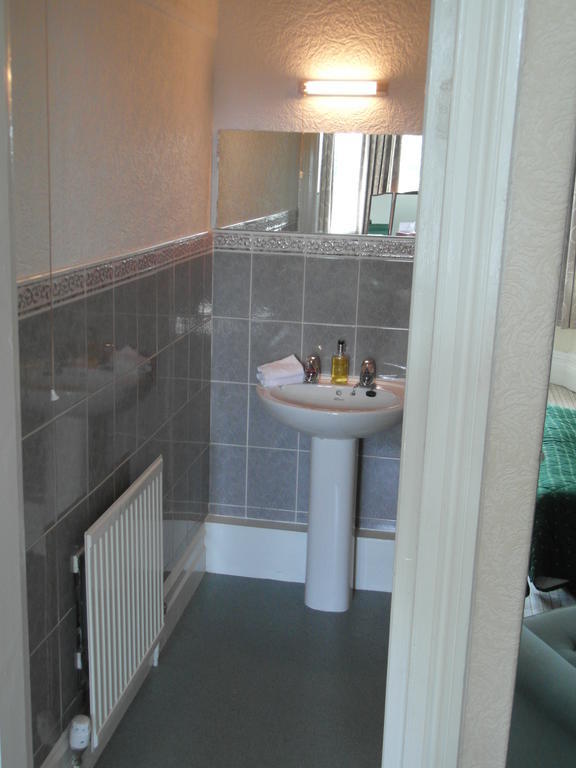 Lisdoonie Hotel Barrow-in-Furness Habitación foto